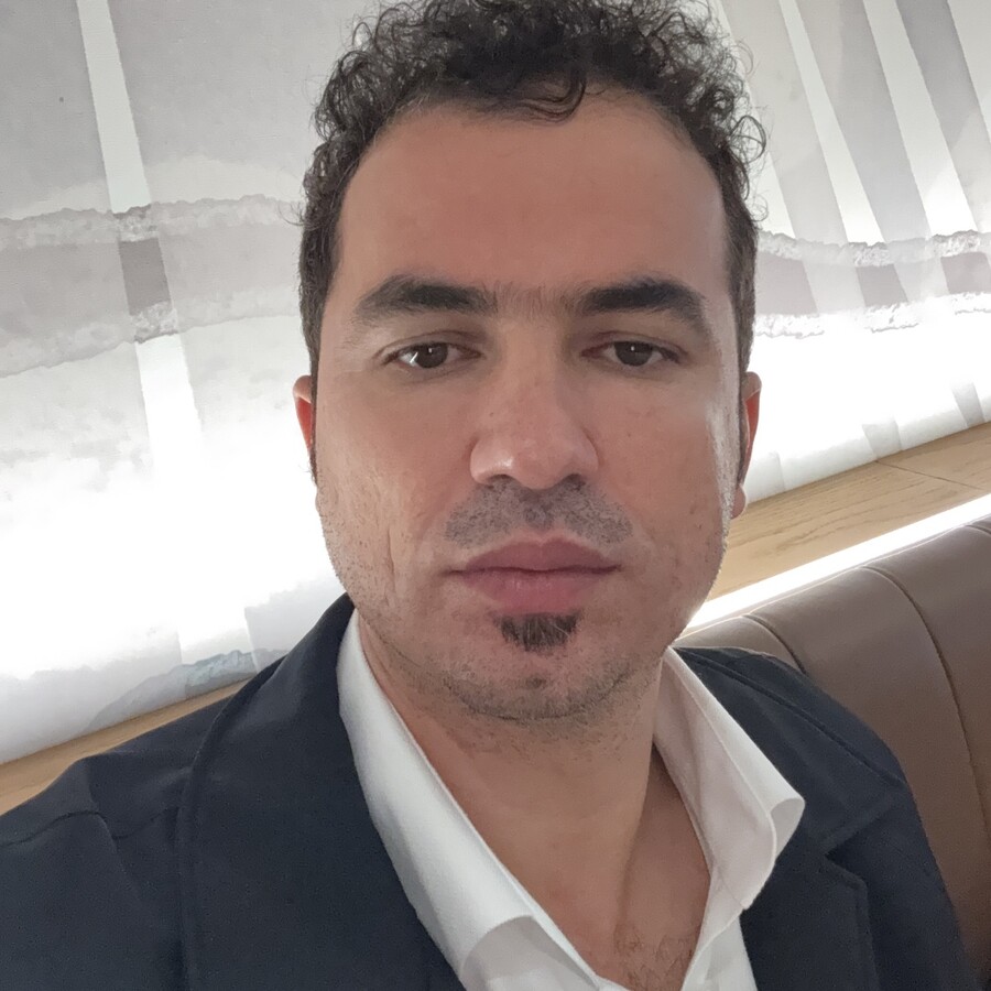 سەرباز حەسەن — هاودامەزرێنەر — کارگێڕی و ستانداردەکان